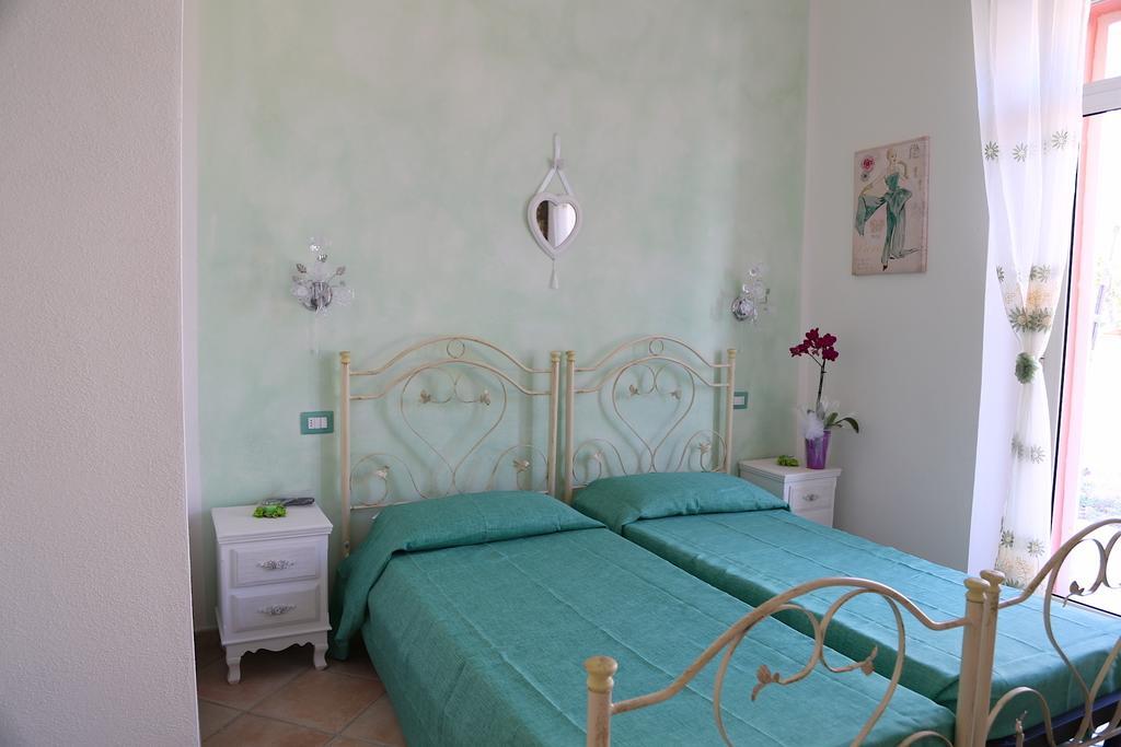 B&B Le Rose Olbia Pokoj fotografie